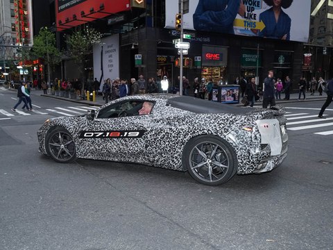 La Corvette C8 dans les rues de New York !