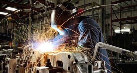 Sanayi Üretimi Şubat'ta Yüzde 1,3 Arttı