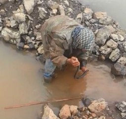 Yılanı Kurtaran Çobanların Cesaretleri Korkuttu