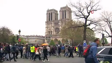 Download Video: - Notre Dame Katedrali’ndeki Yangın 8,5 Saatte Söndürülebildi- Yangın Tamamen Kontrol Altına Alındı