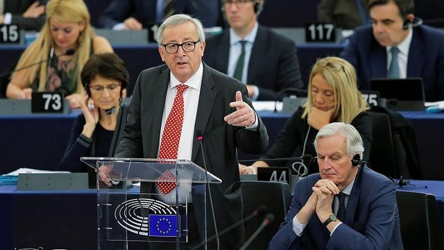 Еврокомиссия поможет реставрировать Нотр-Дам