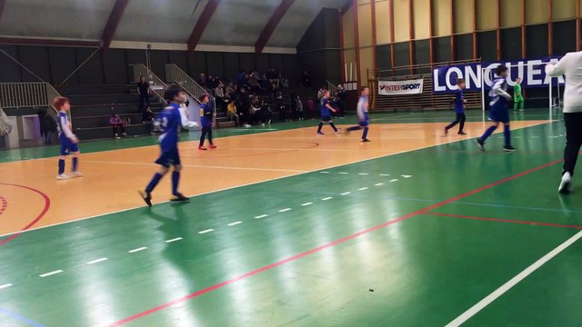 Tournois des jeunes du 22 février 2019, Longueau s'apprête à célébrer sa victoire finale.