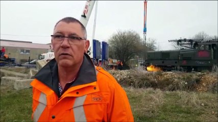 Pontarlier : comment on démantèle une vieille locomotive avec la SNCF