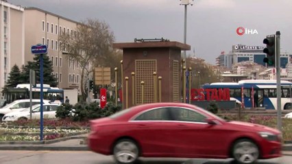 Genelkurmay Kavşağı'ndaki saat, Büyükşehir Belediye Başkanı Mansur Yavaş'ın talimatıyla kaldırıldı