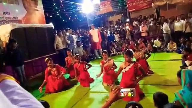 दिल बोले जय देवी मैया प्रतापपुर में कार्यक्रम का मनमोहक दृश्य माता रानी के दरबार में झूमते भक्त