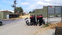 Cezaevi önünde toplanan göstericilere polis müdahalesi: 16 gözaltı