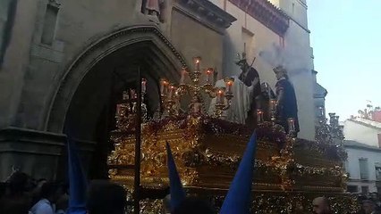 Cristo de la Salud y Buen Viaje llega a las puertas de San Esteban
