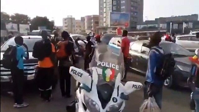 Urgent - Arrestation musclée de Carlou D par la Police