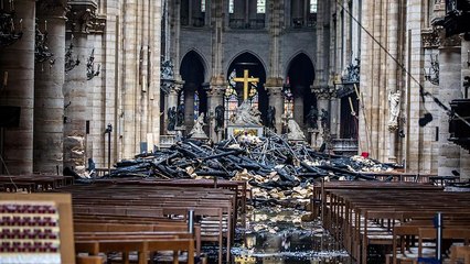 Estratégia dos bombeiros salvou estrutura de Notre-Dame