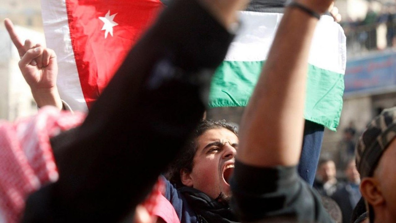 غضب العاهل الأردني تصل أصداءه للشارع دعما للقضية الفلسطينية