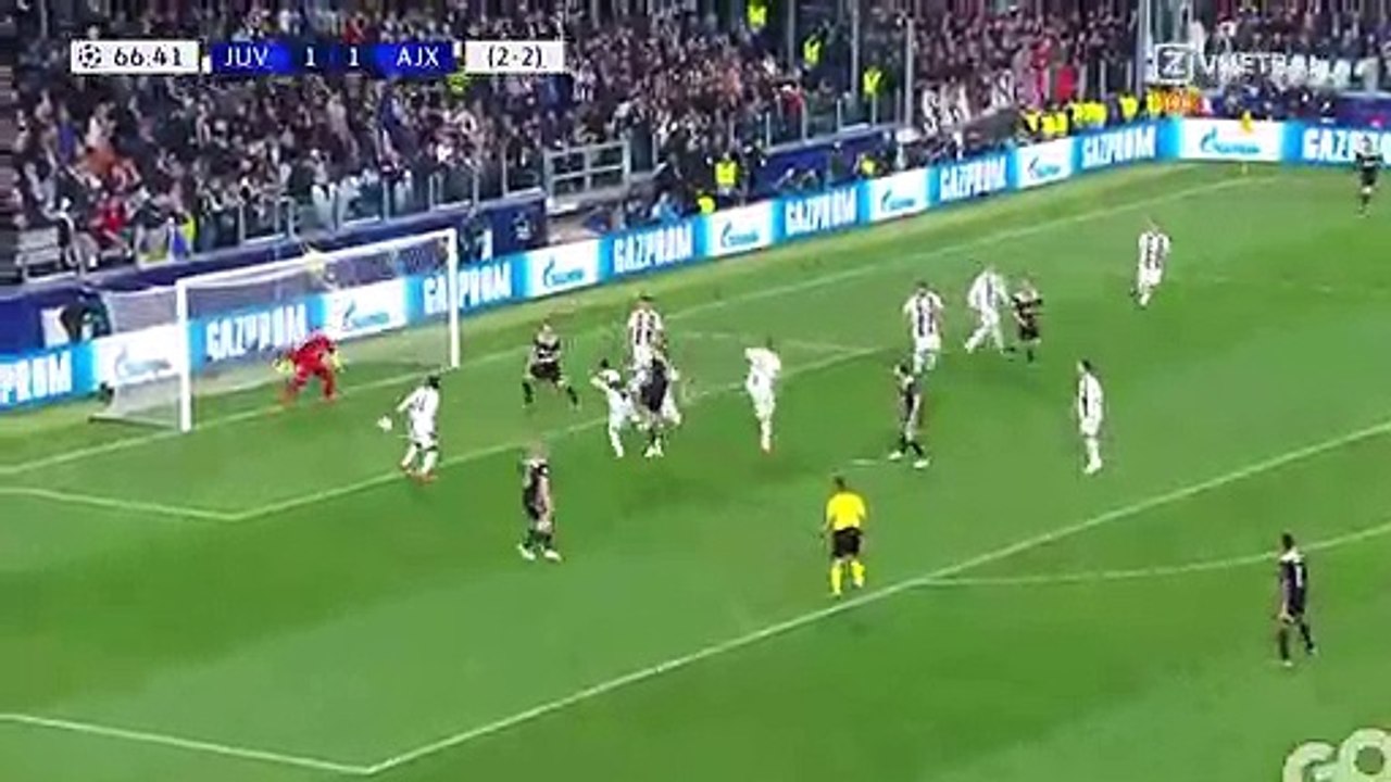 Le but de Matthijs de Ligt de 1-2  en VO par les commentateurs hollandais !