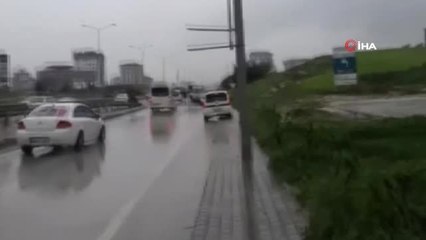 Hatay'da Zincirleme Trafik Kazası: 7 Araç Birbirine Girdi, 3 Kişi Yaralandı