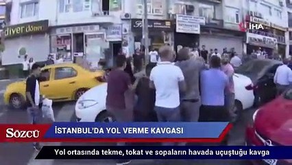 Скачать видео: İstanbul’un göbeğinde aile boyu tekme, tokat ve sopalı kavga kamerada