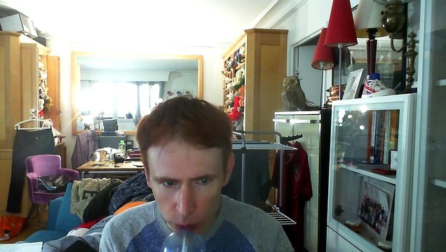 Wiwi égratigne somewhere beyond de Michael Gray & Steve Edwards