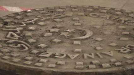 Egypte : une exposition de couvercles d'égouts