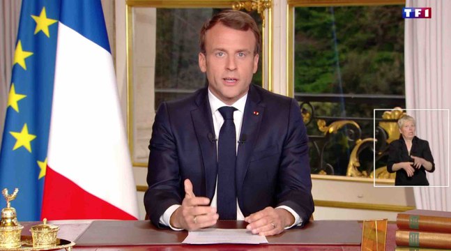 Macron veut reconstruire Notre-Dame de Paris en cinq ans - ZAPPING ACTU DU 17/04/2019