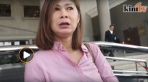 Penyokong Ibu tunggal Solat Hajat untuk Najib