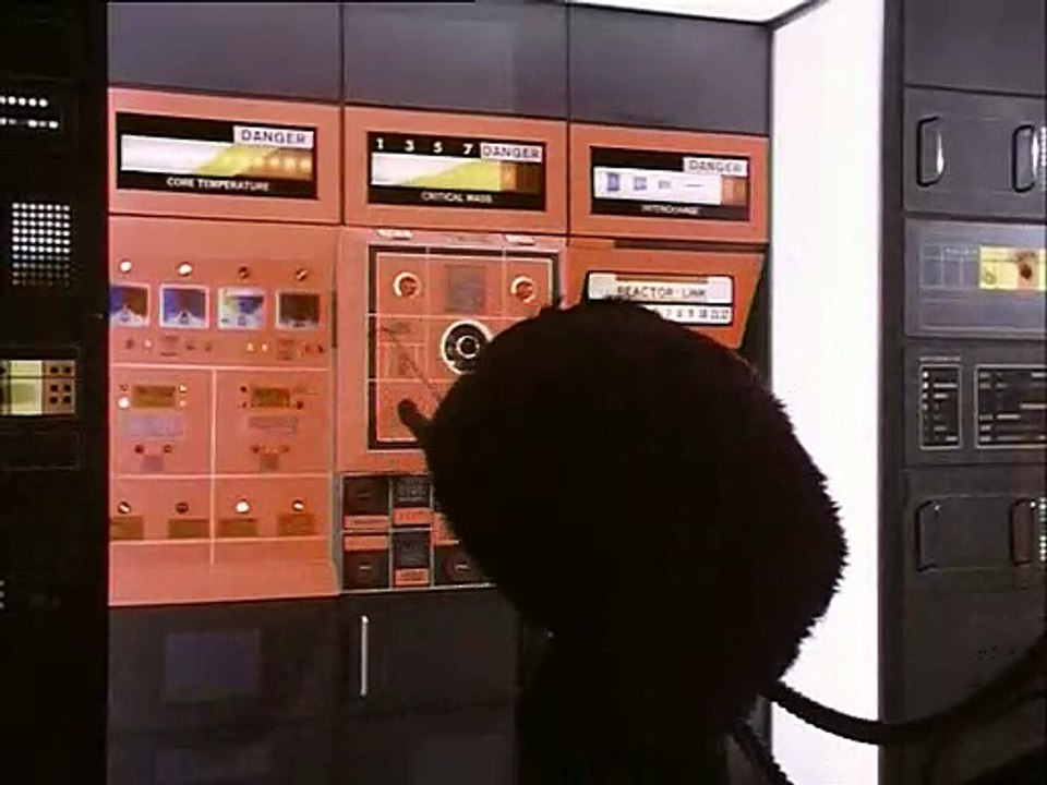 Space 1999 S02e17 - The Lamba Factor