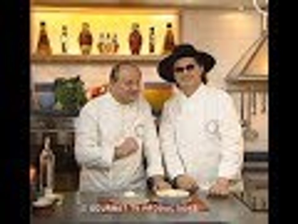 "Bon appétit bien sûr": la phrase qui a fait entrer Joël Robuchon dans les foyers français