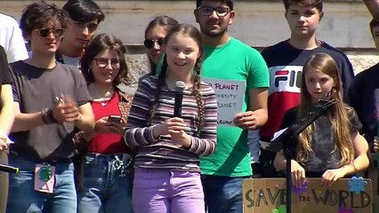 Climat : Greta Thunberg veut "réveiller les adultes"