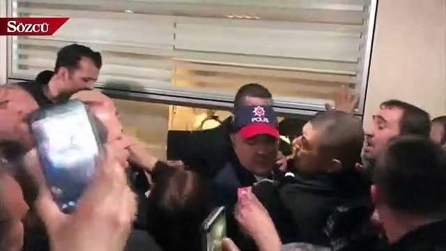 İmamoğlu, İstanbul İl Seçim Kurulu'na gelerek mazbatasını aldı