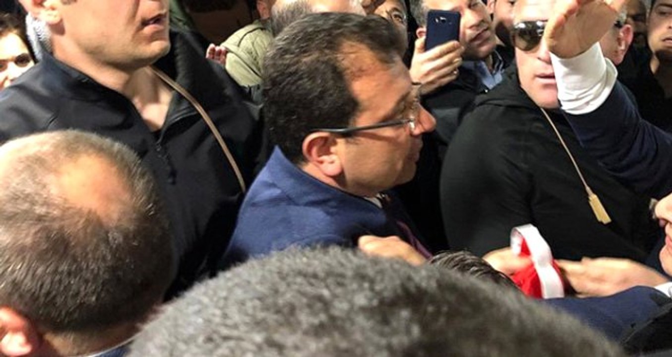 Son Dakika! İstanbul Büyükşehir Belediye Başkanı Ekrem İmamoğlu, Mazbatasını Aldı