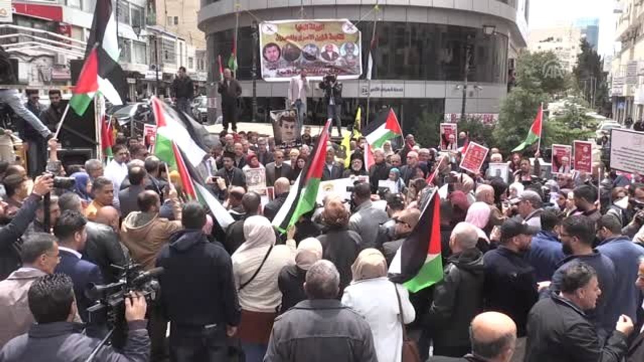 Batı Şeria'da "Filistin Esirler Günü" Gösterileri