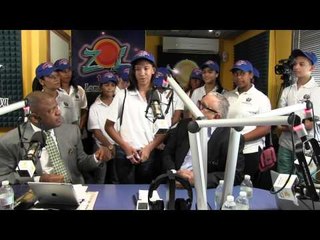 Visita Luis Lithgow consul en New York con los niños meritorios en Elsoldelamañana