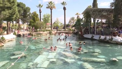 Pamukkale'yi 3 Saatte 15 Bin Kişi Ziyaret Etti (2)