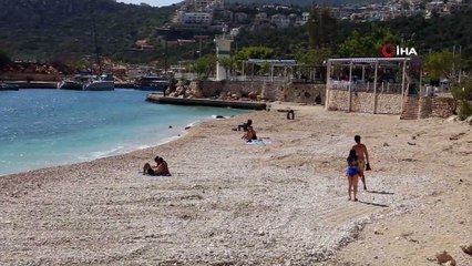 Kaş’ta Nisan’da deniz keyfi