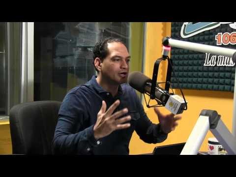 Jose Laluz comenta cosas que no coinciden con nacimiento de Jesus y tablet por cajas navideñas