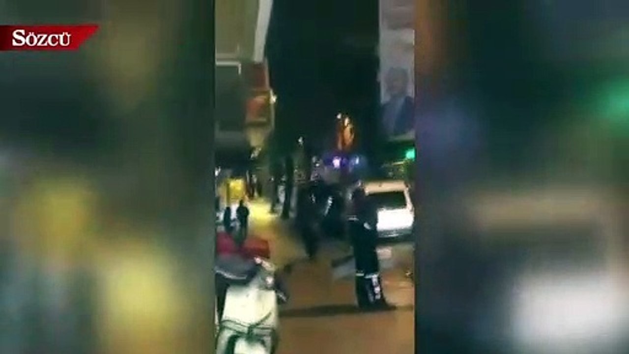 İstanbul'da AKP'nin astırdığı "Teşekkürler İstanbul" pankartları sökülüyor