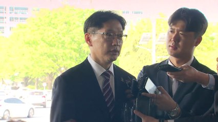 [현장영상] 구속 후 석방...78일 만에 출근한 김경수 경남도지사 / YTN