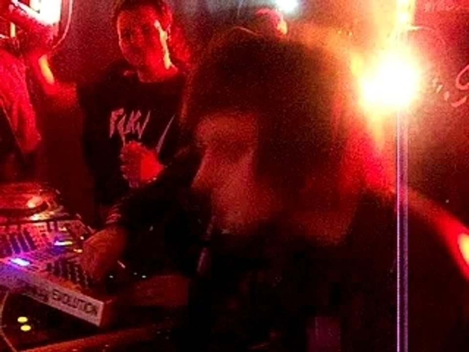 FCKN CRW @ Fleche D'or 11/01/2008