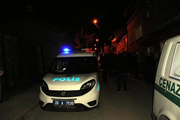 Tartışan 2 Arkadaş, Birbirini Bıçaklayıp Öldürdü