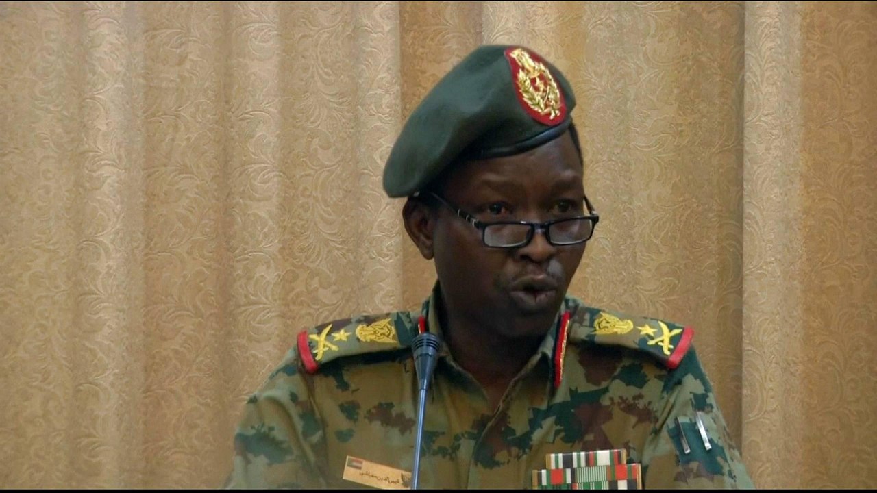 Omar al-Bashir's brothers arrested as Sudan protests continue