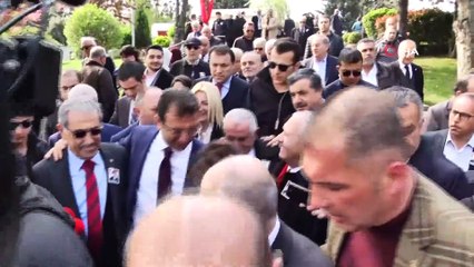 Binali Yıldırım İle Ekrem İmamoğlu Tokalaştı