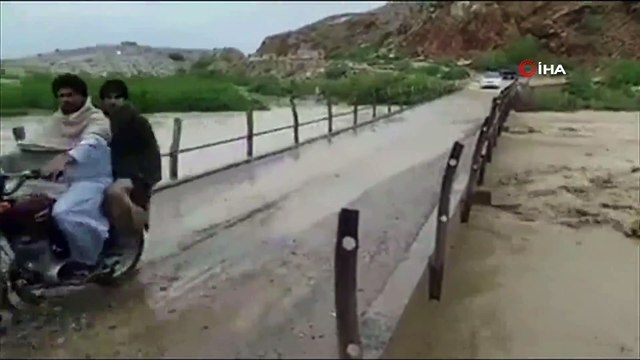 - Pakistan’da Sel Felaketi: 49 Ölü, 176 Yaralı