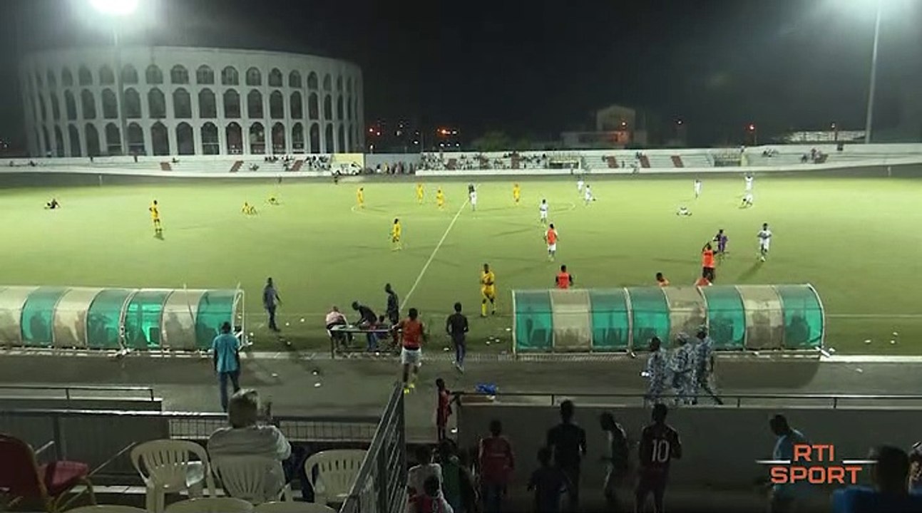 Football | Ligue2 : Le  résumé du match Athlétic vs Ivoire Académie