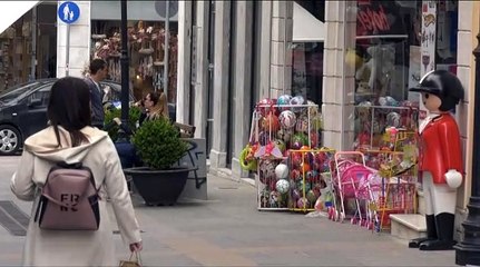 Εμπορικά καταστήματα προετοιμασία για το Πάσχα