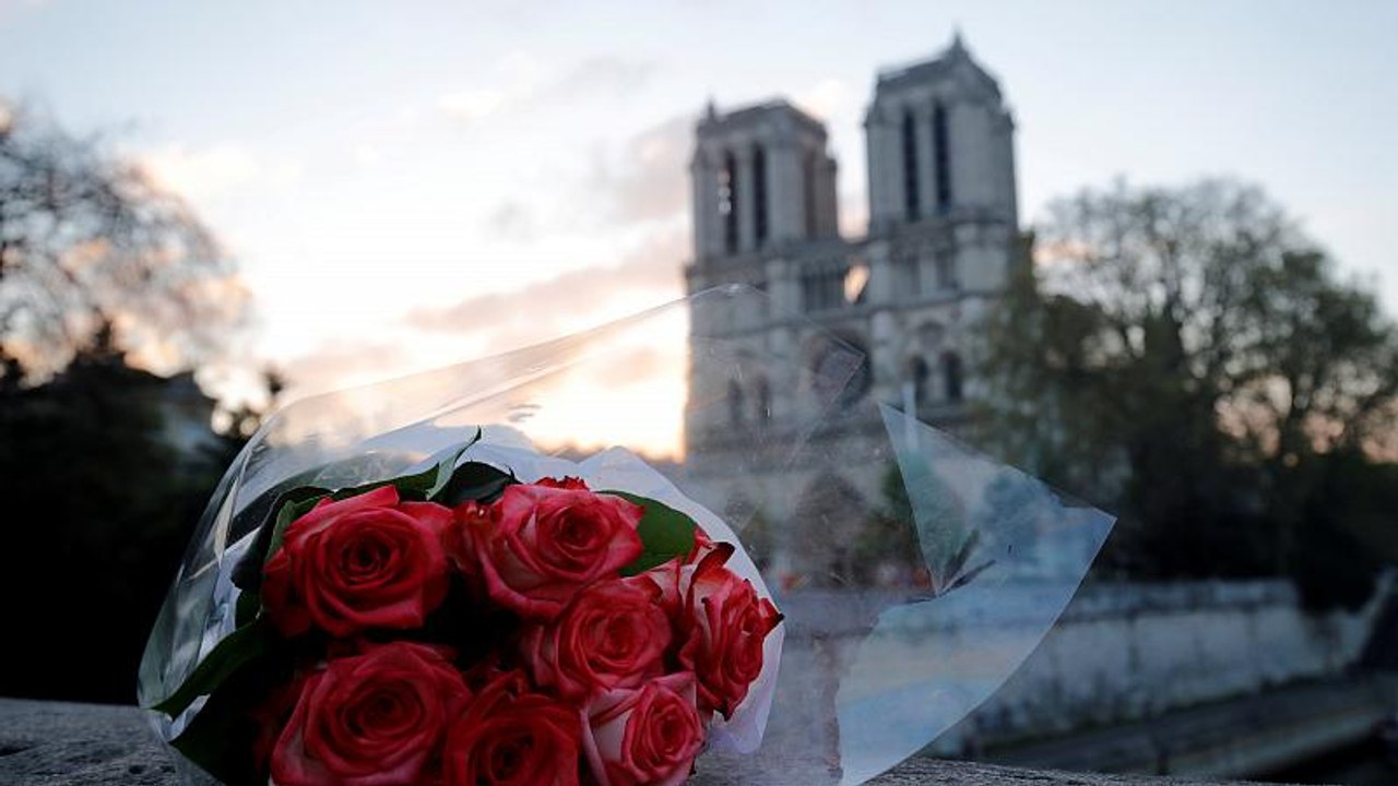 Notre-dame: raccolte donazioni per 1 miliardo di euro