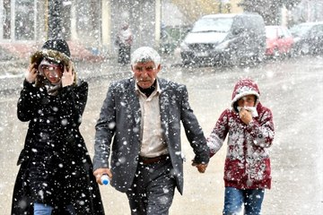 Kars ve Ardahan'da Kar Yağışı