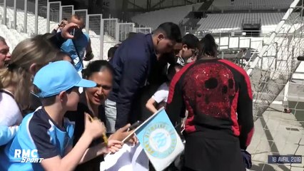 OM : Blessé, Balotelli vient à l'entraînement pour rencontrer les supporters