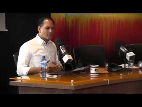 Jose Laluz comenta razones se eligió a Bob Dylan como nobel de literatura 2016