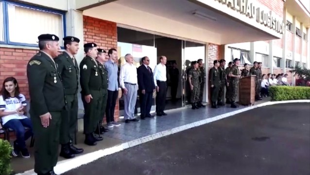 Solenidade no 15º Batalhão Logístico marca Dia do Exército Brasileiro