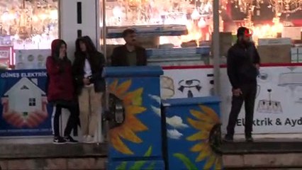 Şanlıurfa’da sağanak yağış vatandaşları hazırlıksız yakaladı
