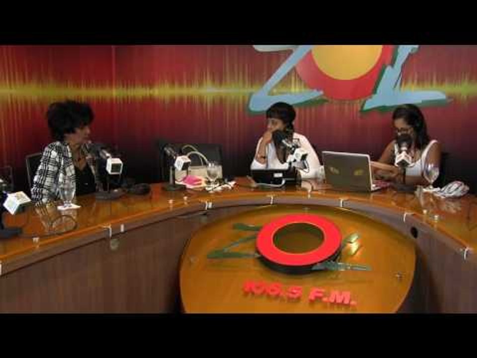 Maestra Elsa Núñez comenta como hace sus cuadros #SoloParaMujeres