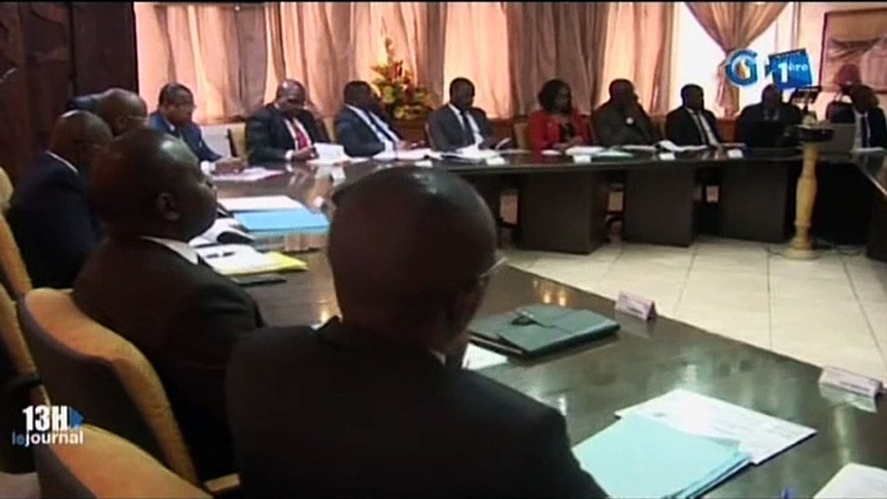 RTG - Audience du Premier ministre avec le ministre du budget, le ministre délégué à l’économie et d’autres personnalités