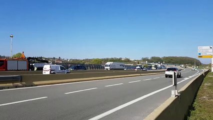 Arbouans : un camion a perdu son chargement de fûts de bière