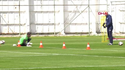 Spor Atiker Konyaspor 3 Eksikle Çalıştı